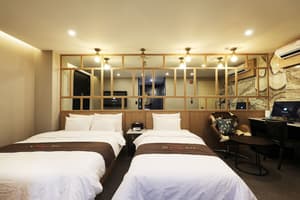 thumbnail: Room