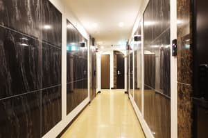 thumbnail: Hallway