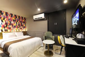 thumbnail: Room