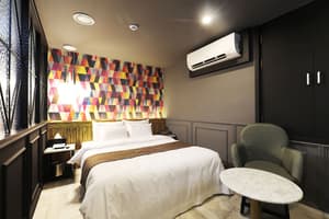 thumbnail: Room