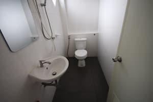 thumbnail: Bathroom sink
