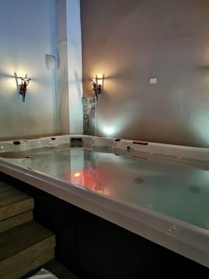 thumbnail: Spa