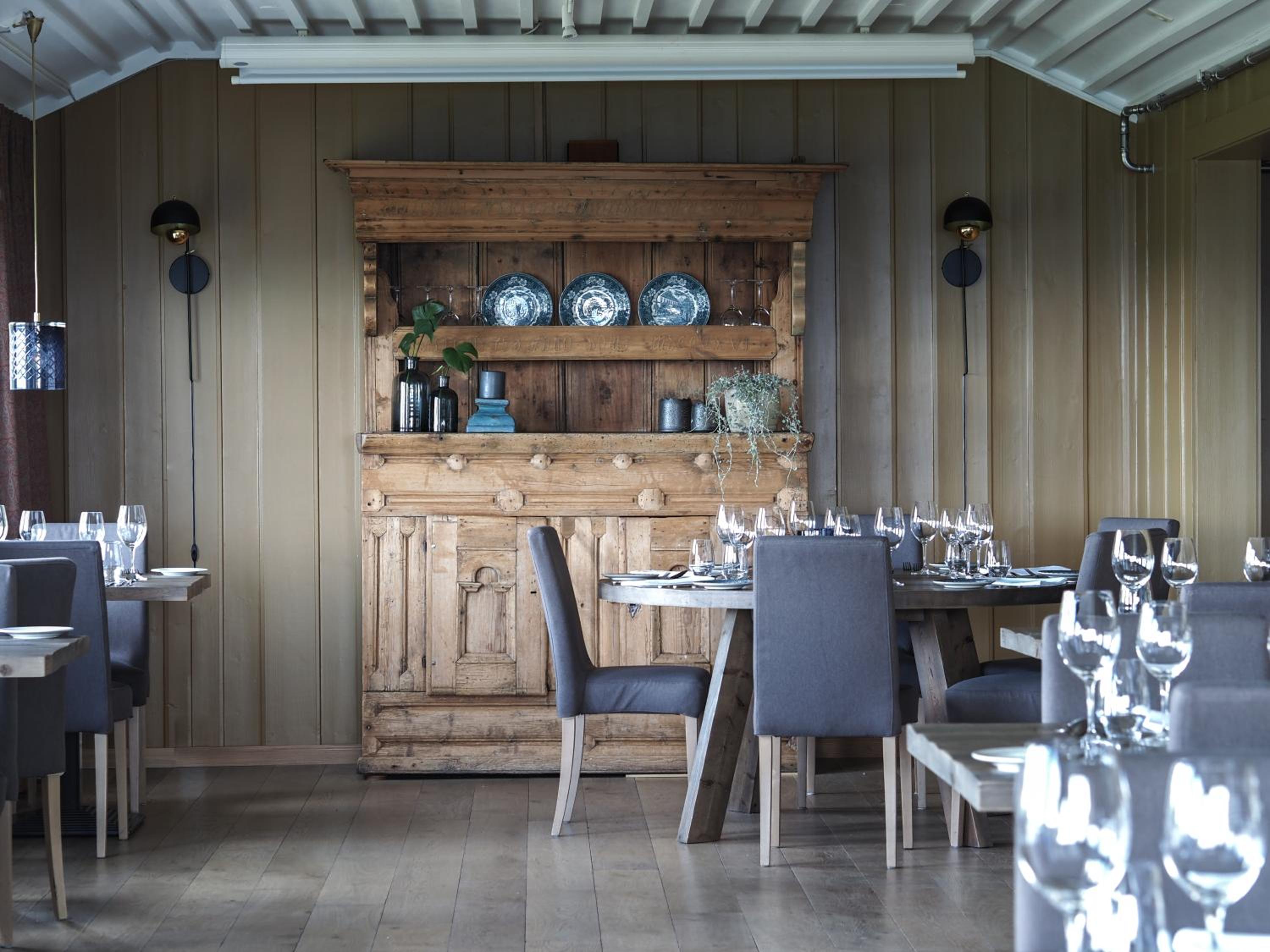 Restaurant-cafeteria