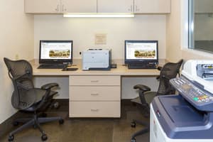 thumbnail: Business center