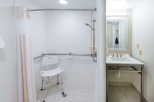 thumbnail: Bathroom shower