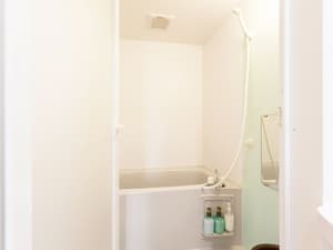 thumbnail: Bathroom shower