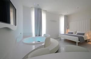 thumbnail: Property entrance
