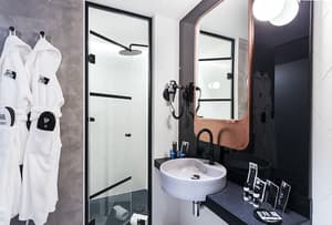 thumbnail: Bathroom