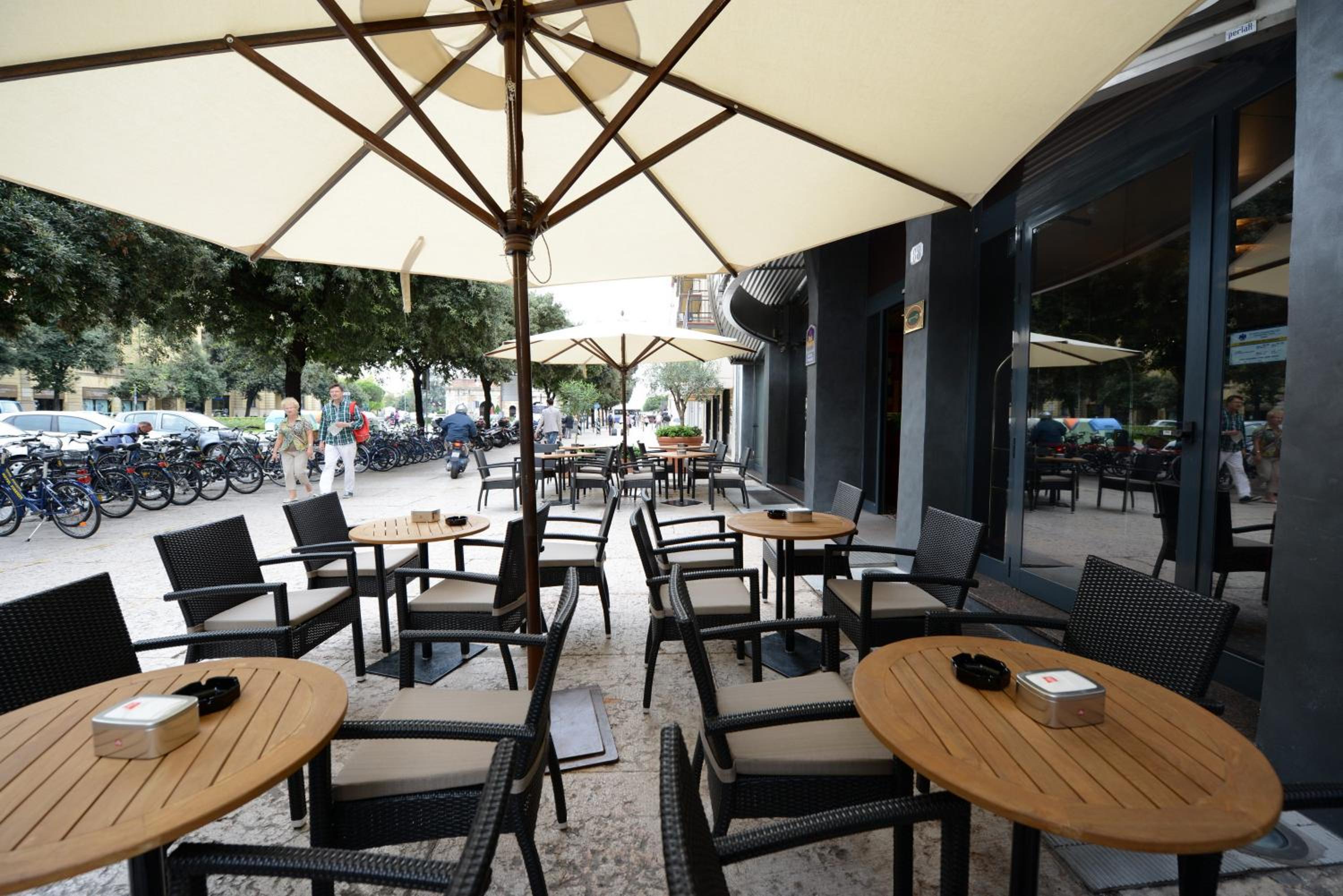 Restaurant-cafeteria