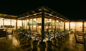 thumbnail: Restaurant