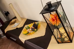 thumbnail: Interior detail