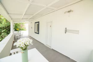 thumbnail: Terrace/patio