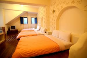 thumbnail: Room