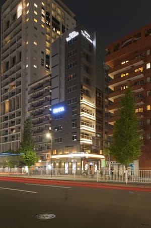 thumbnail: Front of property - evening/night