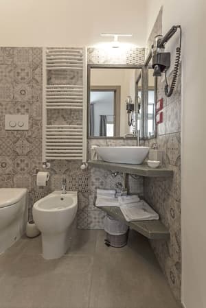 thumbnail: Bathroom