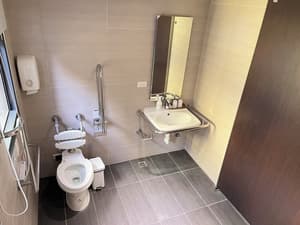 thumbnail: Bathroom