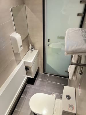 thumbnail: Bathroom