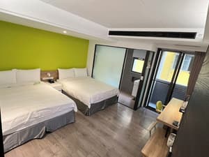thumbnail: Room