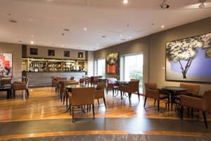 thumbnail: Bar (on property)