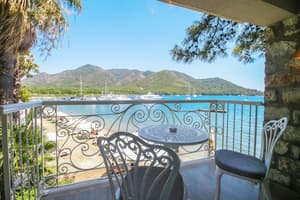 thumbnail: Balcony view