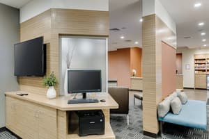 thumbnail: Lobby lounge