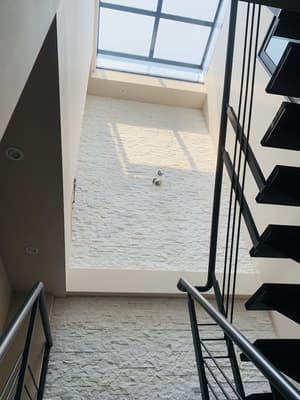 thumbnail: Interior detail