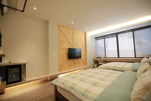 thumbnail: Room