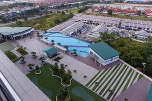 thumbnail: Outdoor pool