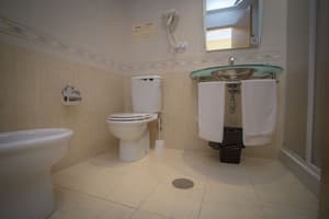thumbnail: Bathroom