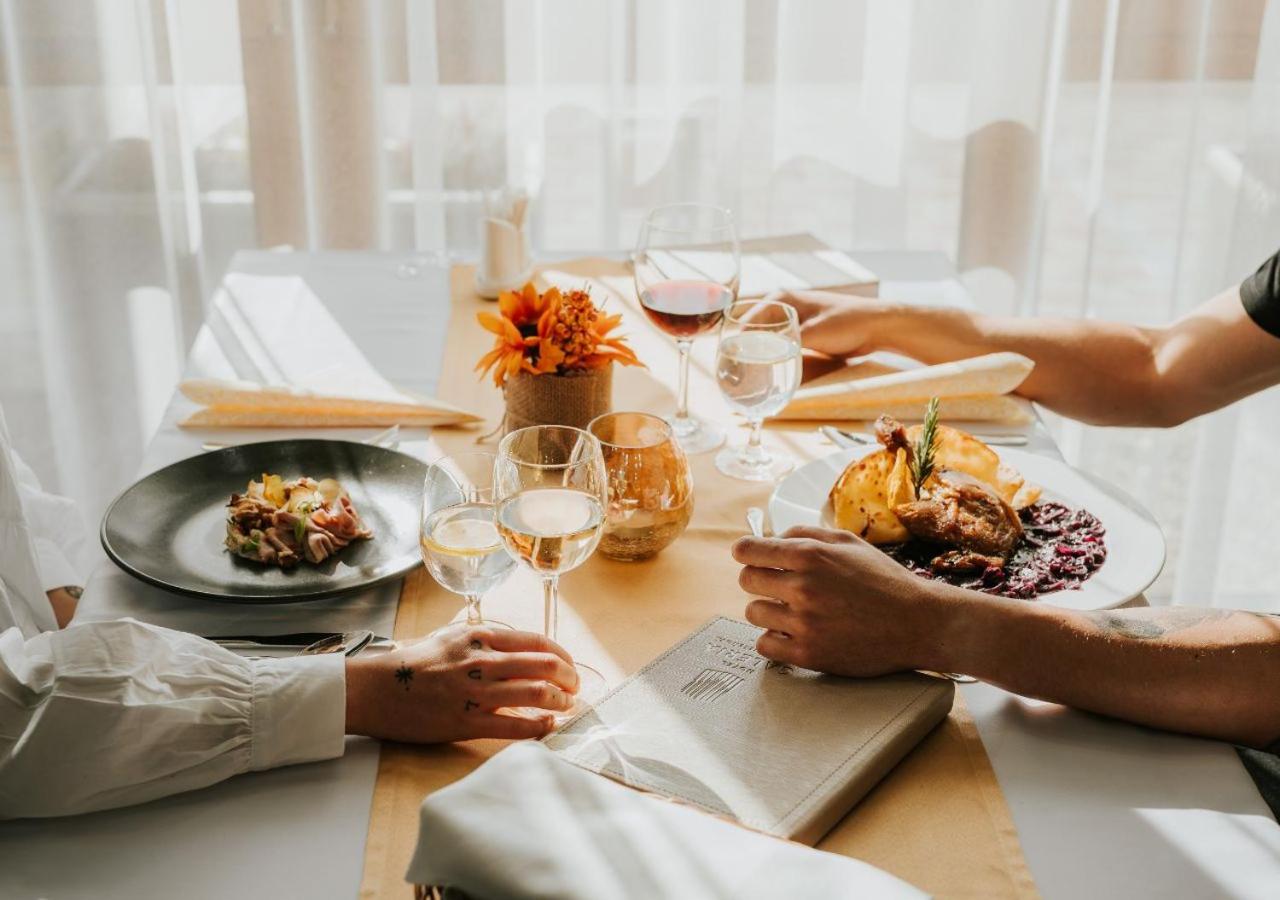 Restaurant-cafeteria