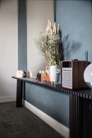 thumbnail: Interior detail