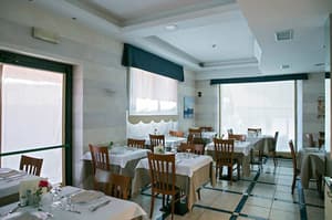 thumbnail: Restaurant