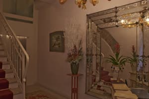 thumbnail: Interior