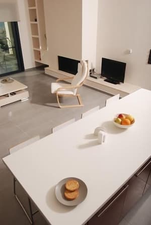 thumbnail: In-room dining