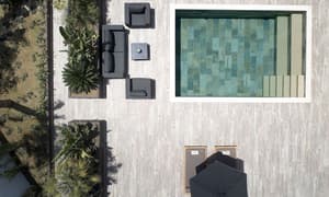 thumbnail: Outdoor pool