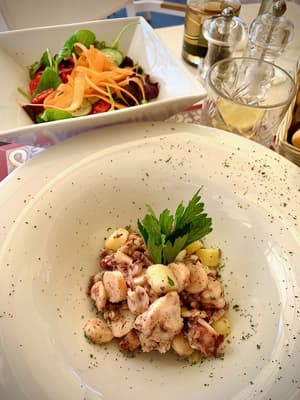 thumbnail: Dining
