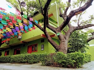 thumbnail: Courtyard