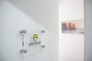 thumbnail: Interior detail