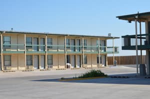thumbnail: Exterior
