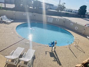 thumbnail: Pool