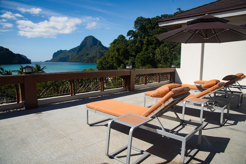 Sundeck