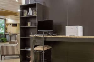 thumbnail: Business center