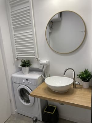 thumbnail: Bathroom