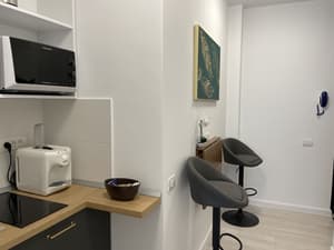 thumbnail: In-room dining