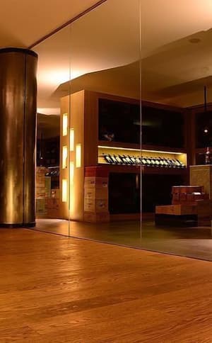 thumbnail: Bar (on property)