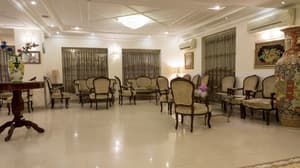 thumbnail: Lobby sitting area
