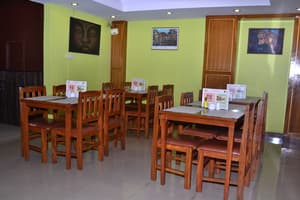 thumbnail: Breakfast area