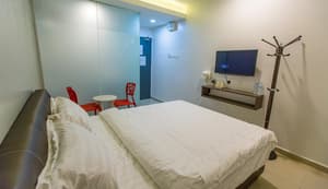 thumbnail: Room