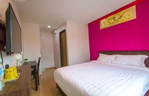 thumbnail: Room