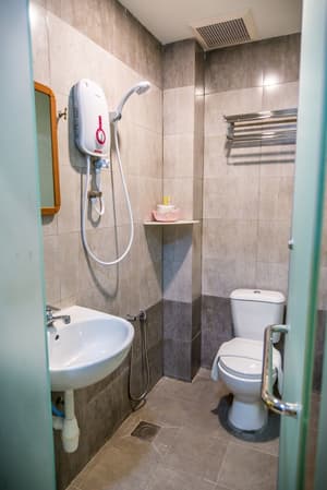 thumbnail: Bathroom
